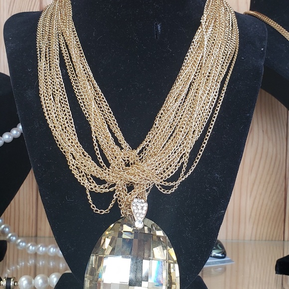 Gold fashion necklace, with pendant - Picture 2 of 2